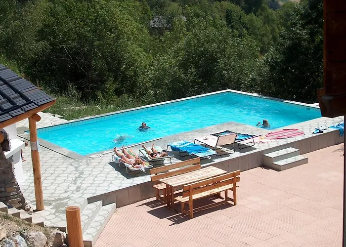 Mit 4 Schlafzimmer Daire